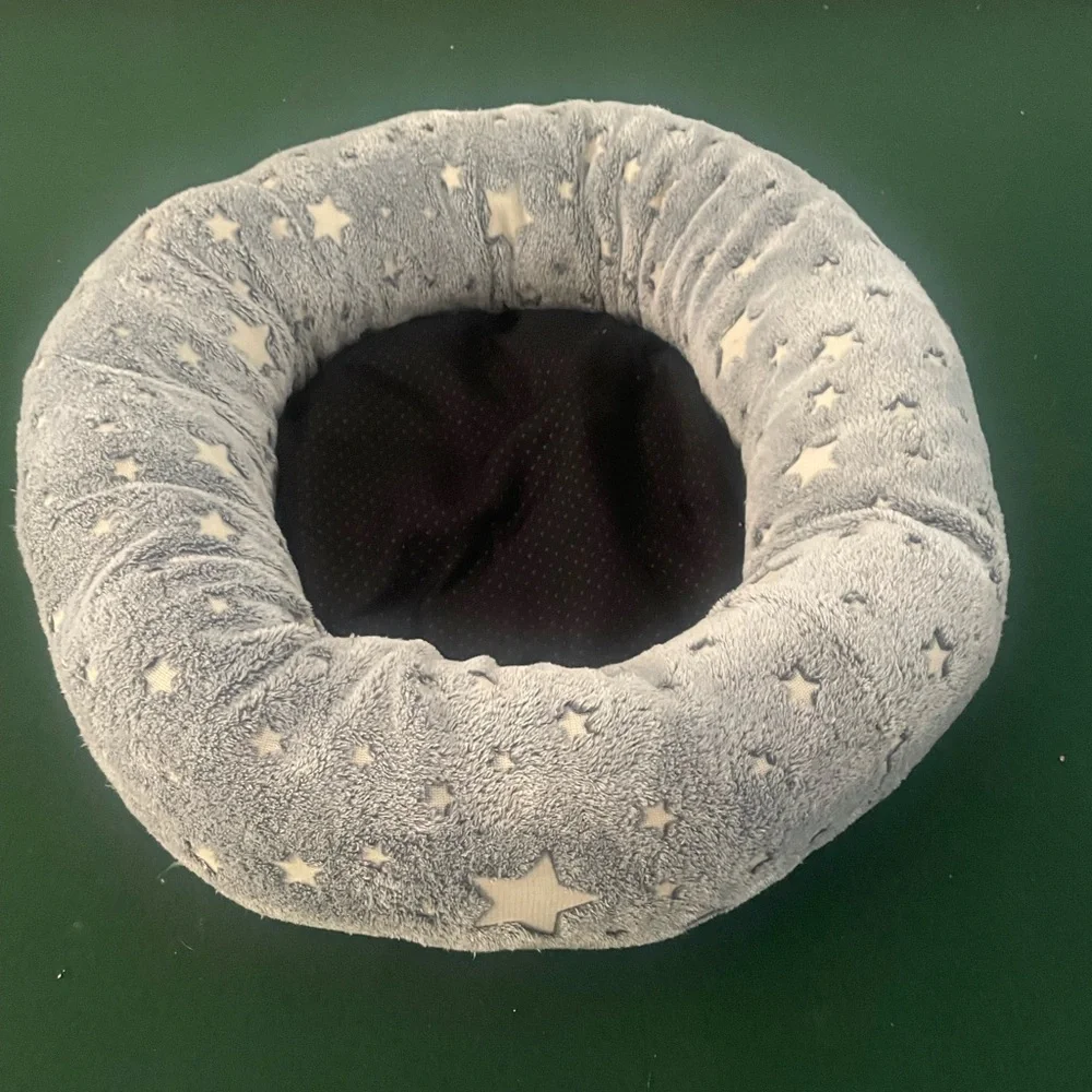 Plush Puppy/Small Dog Calming Bed
